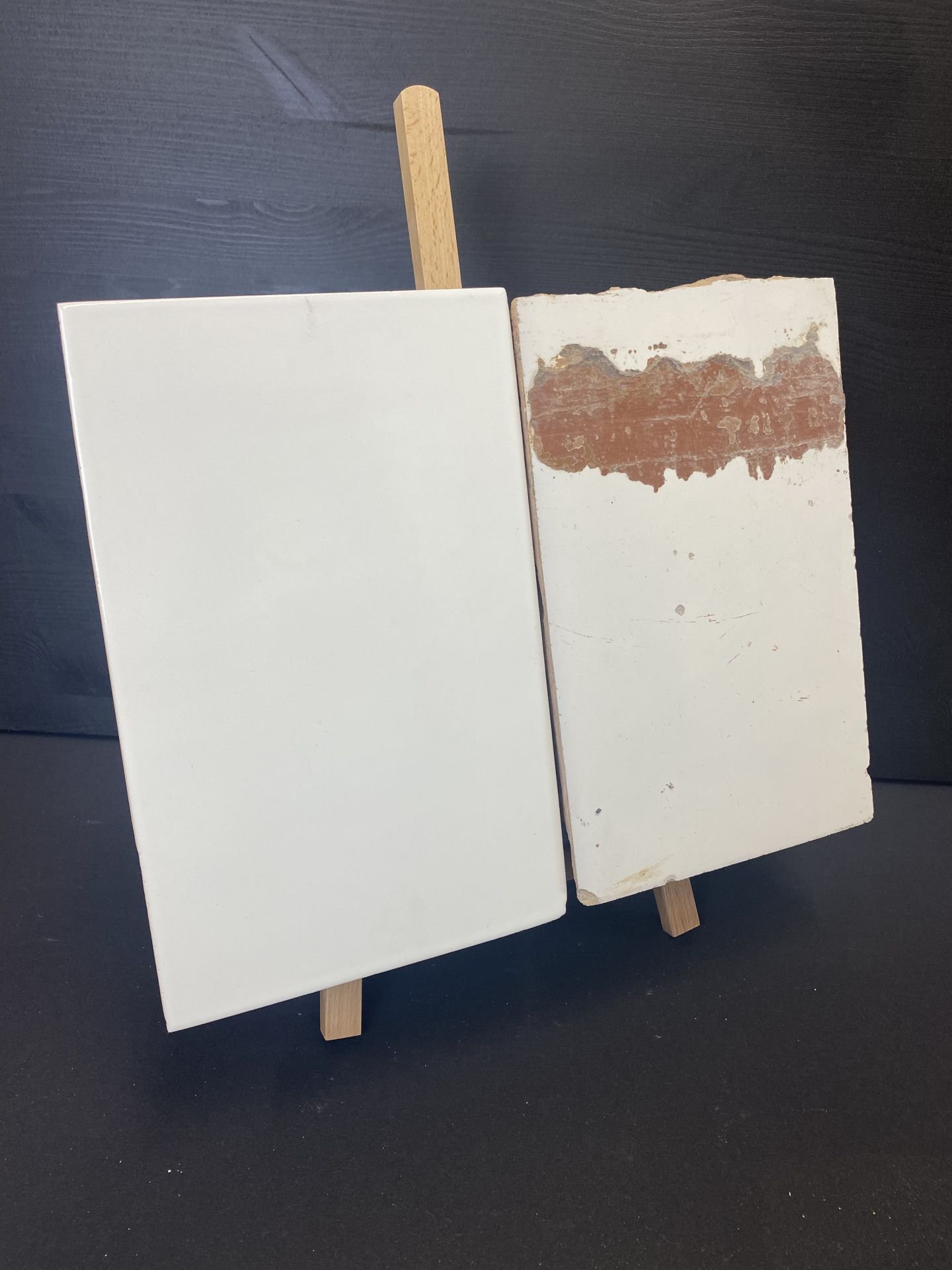 Sturm Keraamika OÜ Valge glasuuriga ahjupotid, Värvilise glasuuriga kahhelid, Ahjupotid restaureerimiseks, Eridisainiga keraamika, Täitekivid ja glasuuritud tellised, Ahjude projekteerimine Tartu, Eesti, Baltikum